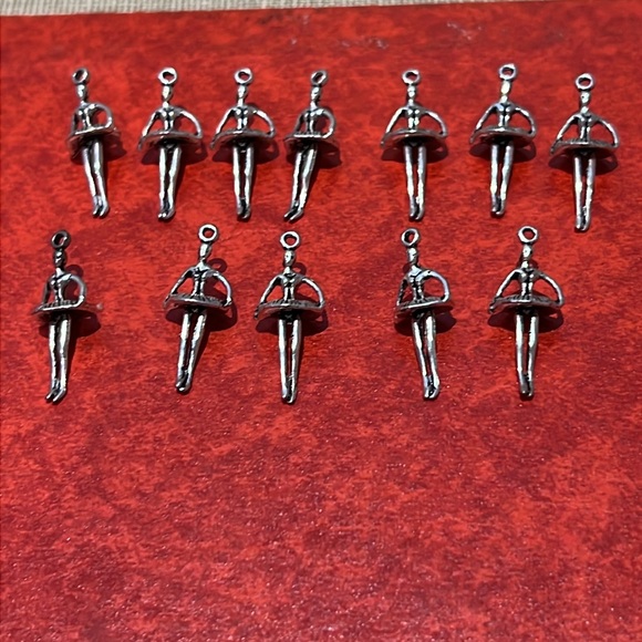 New never used 100 metal charms - Picture 4 of 9